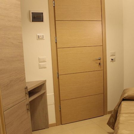 Hotel Villa Enea Cattolica Chambre photo