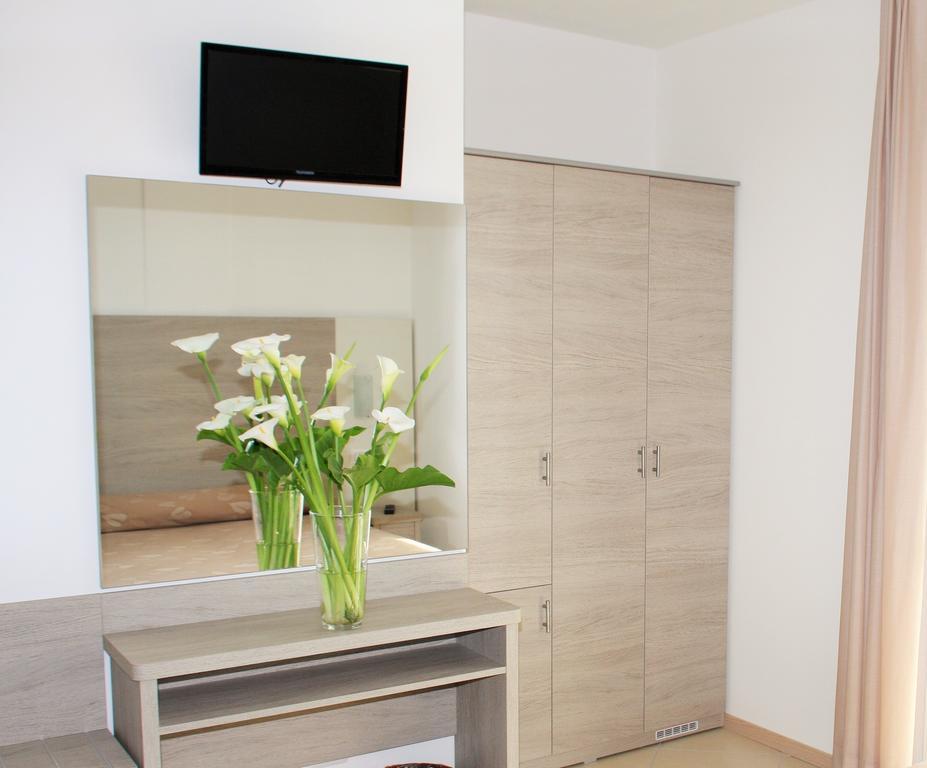 Hotel Villa Enea Cattolica Extérieur photo