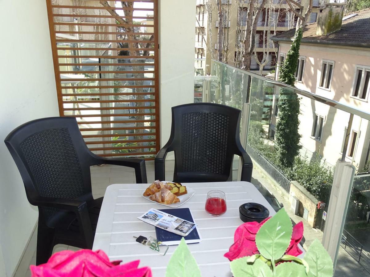 Hotel Villa Enea Cattolica Extérieur photo
